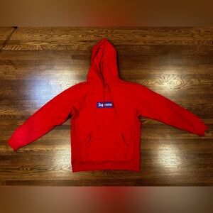 Supreme sweatshirt